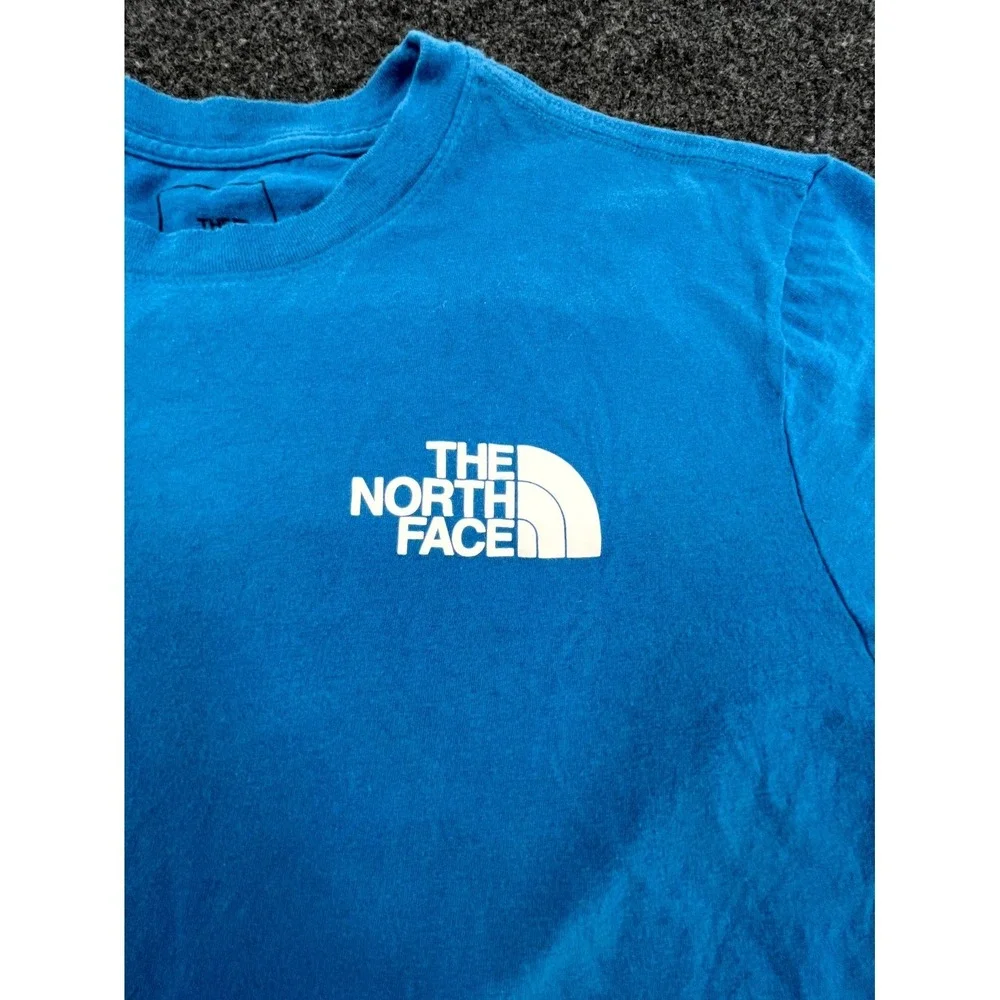 The North Face T-Shirt Mens Medium Blue Cotton Short Sleeve Crew Neck Pullover